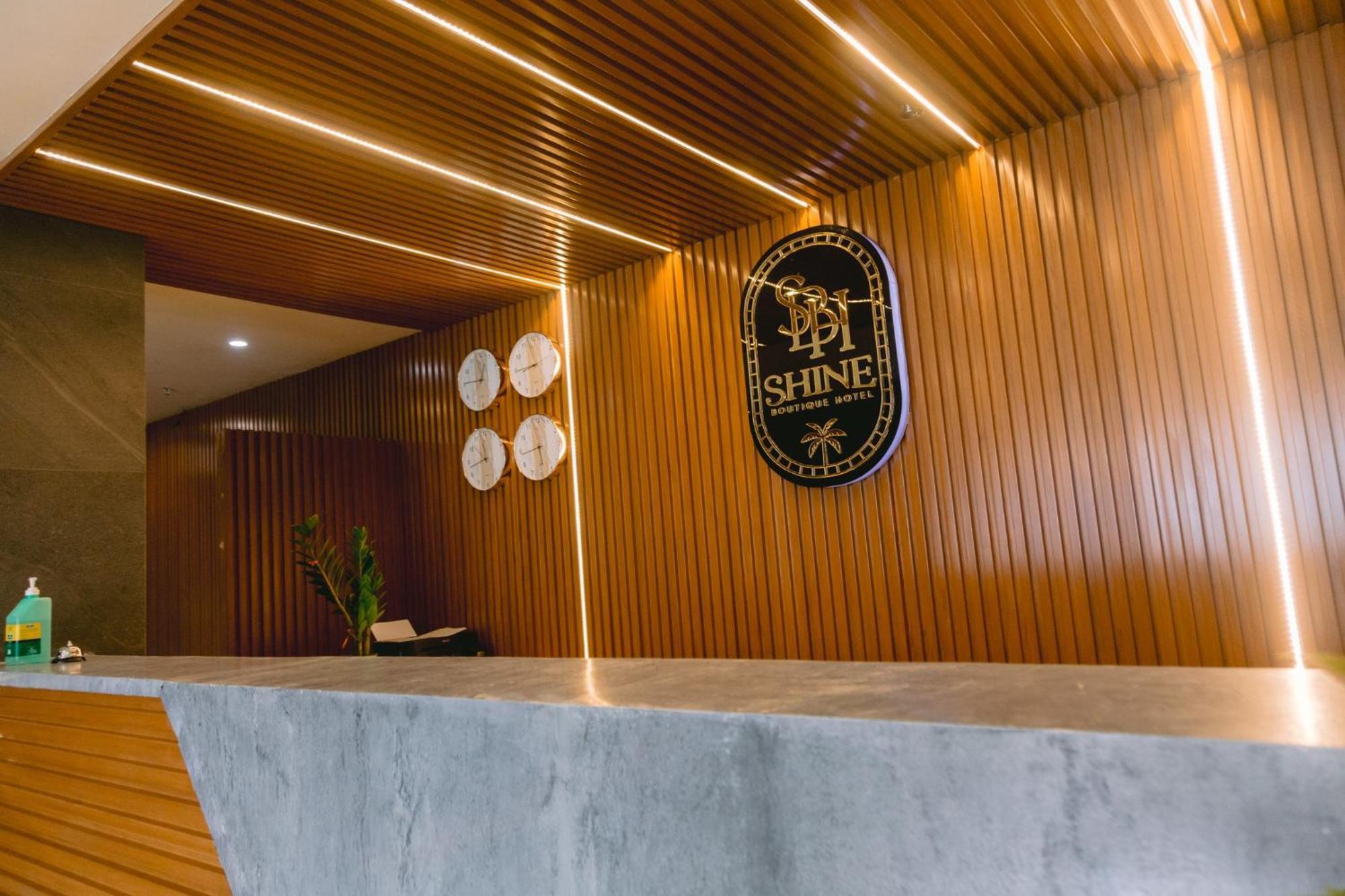 Shine Boutique Hotel Tagum Esterno foto