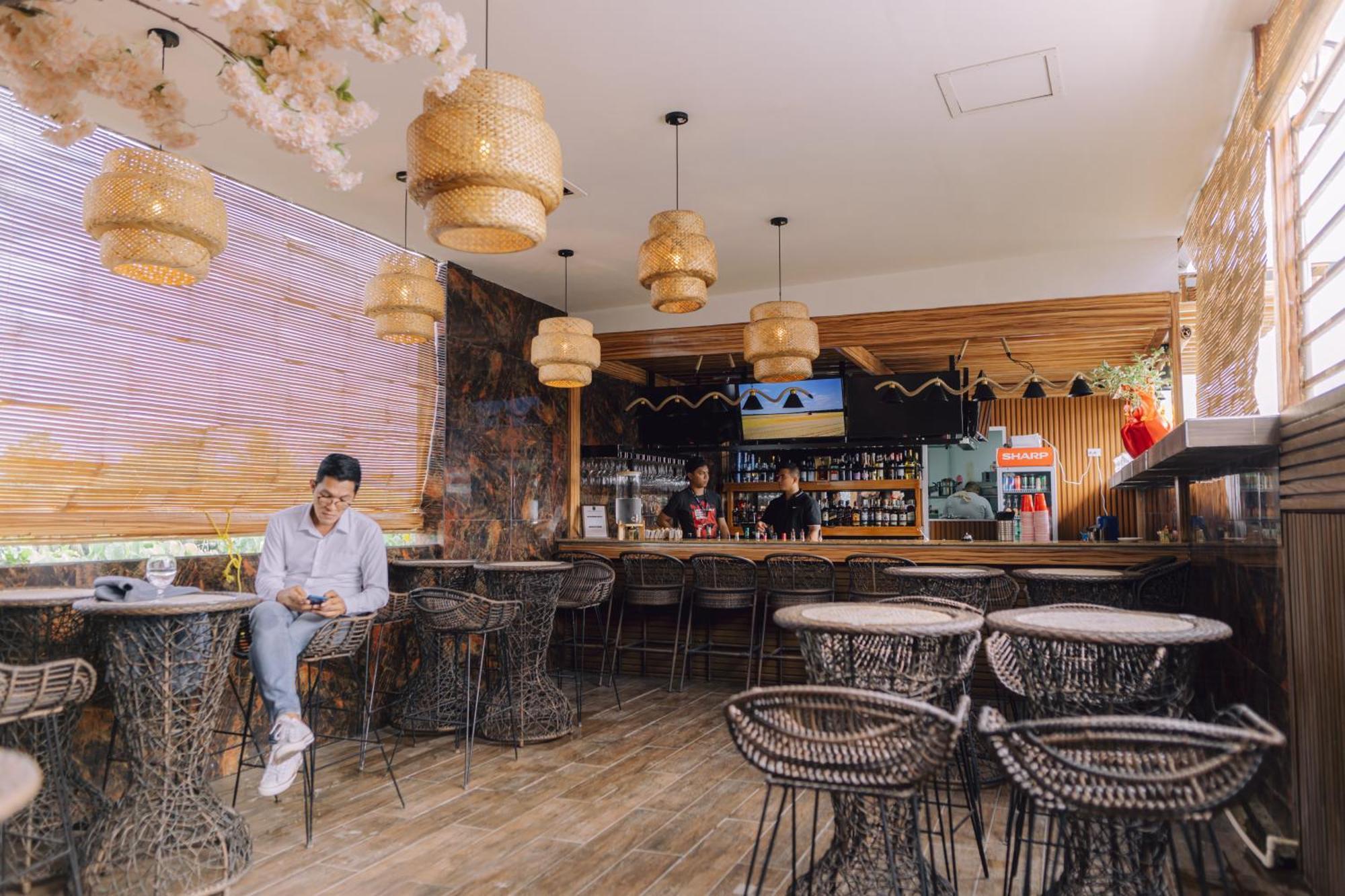 Shine Boutique Hotel Tagum Esterno foto